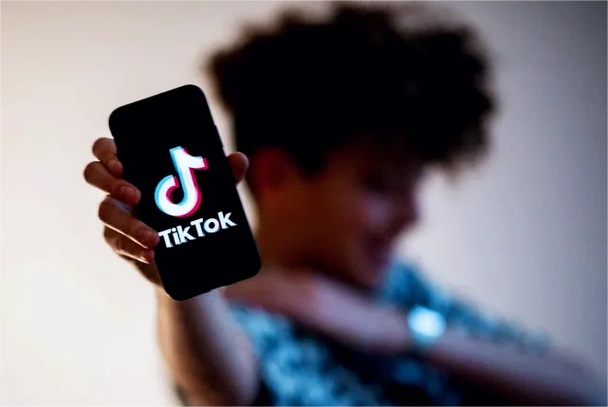 TikTok mindfulness practice videos to help improve focus 