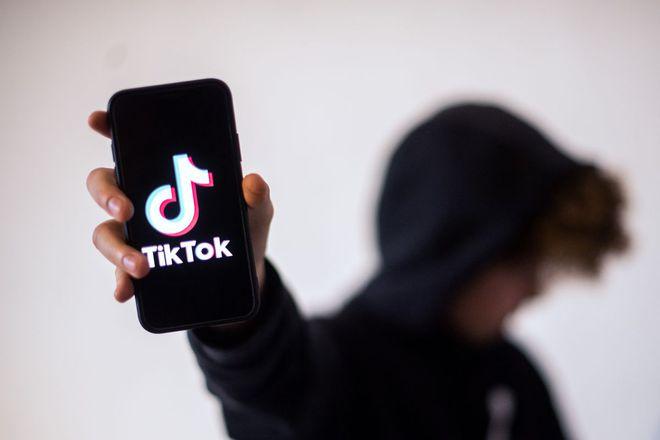 TikTok Tai Chi instructional videos promote health and wellness 